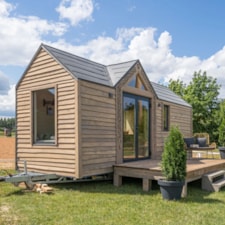 Eco-Luxe Tiny Home on Wheels: 194ft of Sustainable Elegance with Modern Comforts - Image 3 Thumbnail