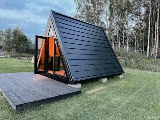 Elegant A-Frame house, transportable by Small Stays