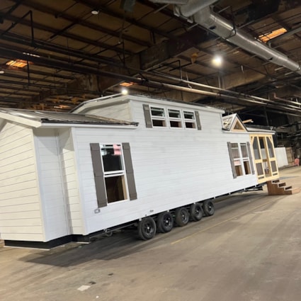 ELEGANT RUSTIC CABINS Tiny House On Wheels - Completely Customized Many Upgrades - Image 2 Thumbnail