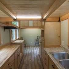 Exceptional Quality 8' 6" X 26" Custom Tiny Home on Wheels - Image 6 Thumbnail