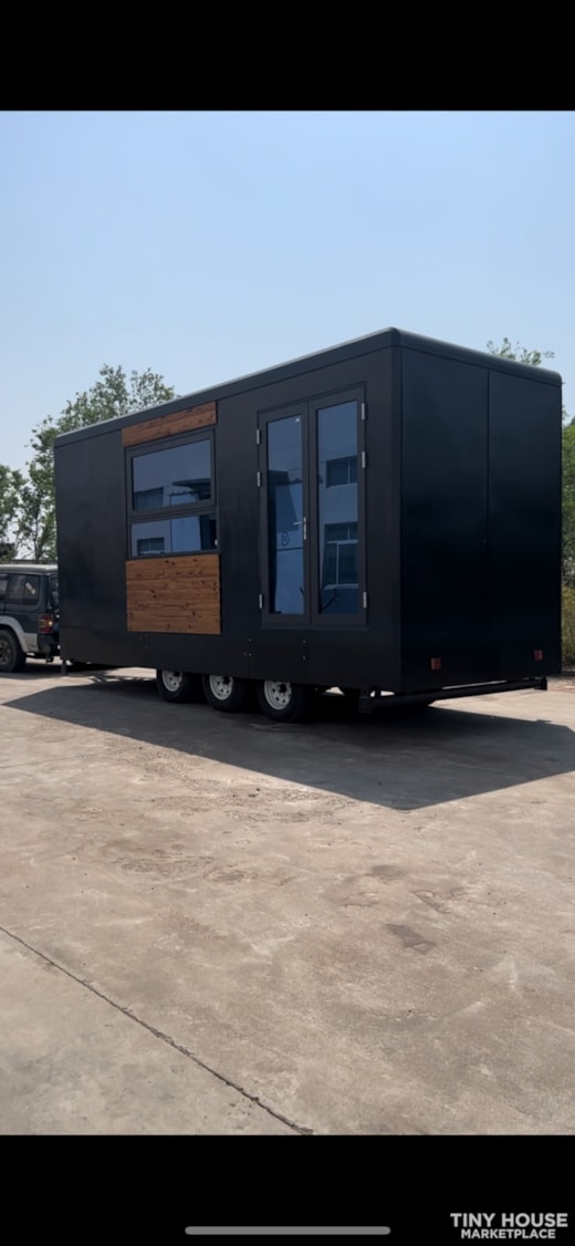 Expandable tiny house, comes with furnitures in picture