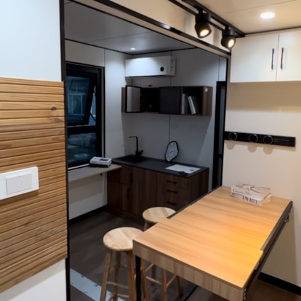 Expandable tiny house, comes with furnitures in picture - Image 2 Thumbnail