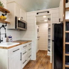 EXPERTLY CRAFTED 24' TINY HOUSE WITH DOWNSTAIRS  - Image 3 Thumbnail
