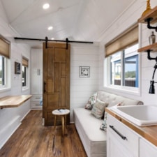 EXPERTLY CRAFTED 24' TINY HOUSE WITH DOWNSTAIRS  - Image 5 Thumbnail