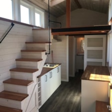 Exquisite Tiny Home on Wheels - Image 3 Thumbnail