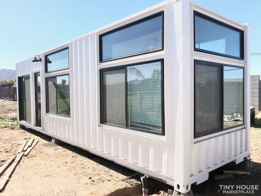 Farmhouse Container Home - Image 1 Thumbnail
