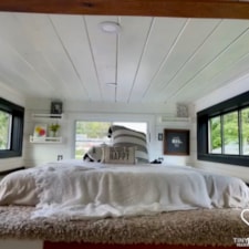 For Sale : Stunning  26 - Foot Tiny House on Wheels - Image 6 Thumbnail