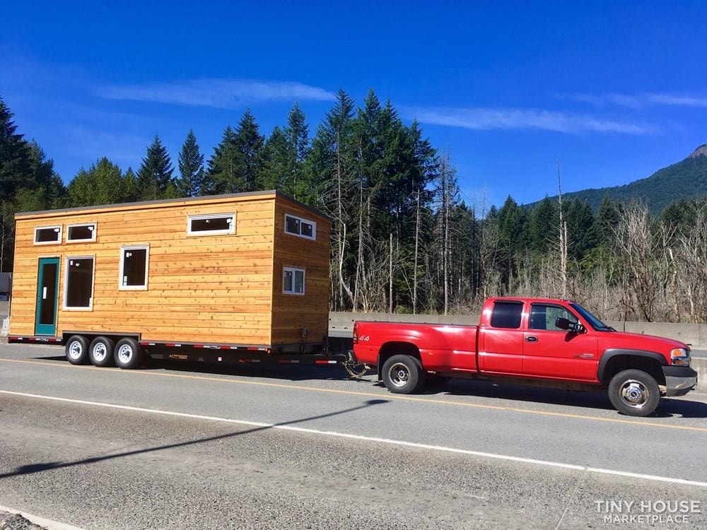 Fully equipped 28' Tiny House 2018 built - Image 1 Thumbnail