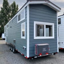 Georgeous 392 sq ft 3 Bedroom Tiny House on Ontario Canada - Image 3 Thumbnail