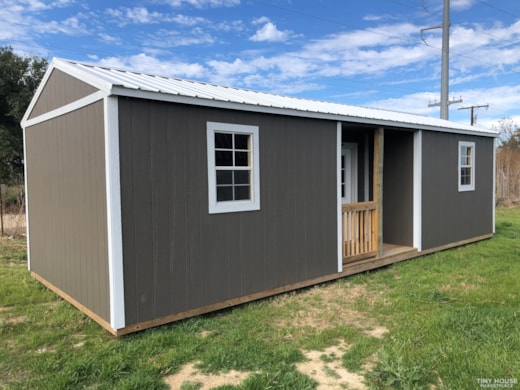 Gorgeous 1 Bed 1 Bath Tiny Home!!