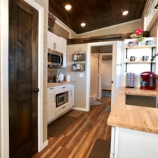 GORGEOUS 10' WIDE TINY HOUSE ON WHEELS THAT WILL WOW YOU! - Image 3 Thumbnail