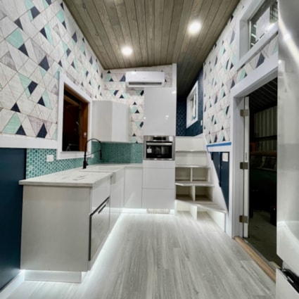 Gorgeous Band New Tiny Home with Modern Finishes - Image 2 Thumbnail