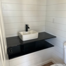 Gorgeous Brand New 2024 Zion Tiny Home - Image 4 Thumbnail