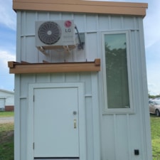Gorgeous custom tiny home - Image 4 Thumbnail