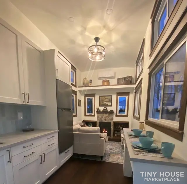 Gorgeous new Tiny house on wheels for sale - Image 1 Thumbnail