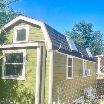 Gorgeous Tiny Home on Wheels – Reduced for Fast Sale  - Image 2 Thumbnail