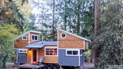 Gorgeous Tiny Mansion with Pop Up Roofs!