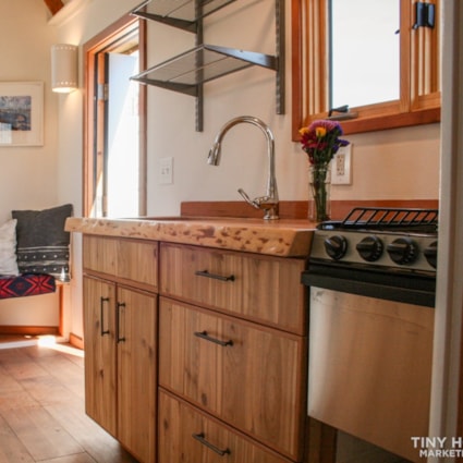 Handmade Tiny House with curved ceilings and beautiful wood details - Image 2 Thumbnail
