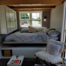 High end LUXURY tiny home: Cozy, Light-filled & Airy 30 x 8.6 plus 2 ft bump out - Image 3 Thumbnail