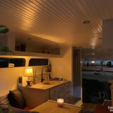 Homey Off-Grid Reliable Rig - Image 6 Thumbnail
