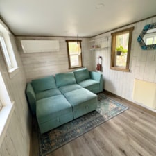 Huge 3bedroom Tiny Home on Wheels  - Image 4 Thumbnail