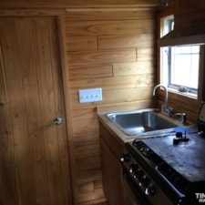 Hypoallergenic Tiny Home - Image 6 Thumbnail