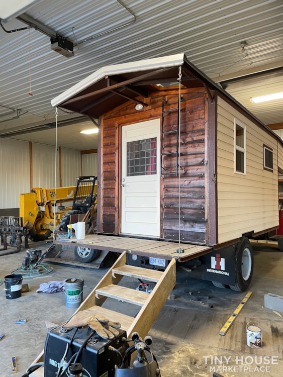 Tiny House For Sale - IH Loadstar Housetruck/tiny House