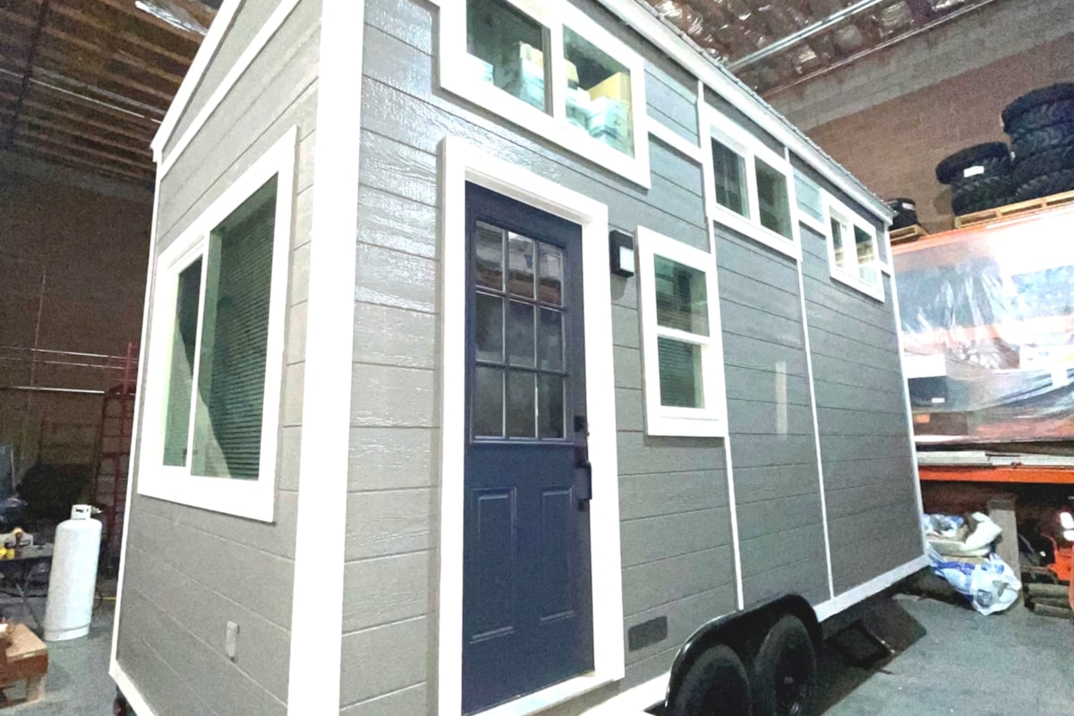 In Stock-Voyager 20ft Tiny Home-by Compact Living - Image 1 Thumbnail