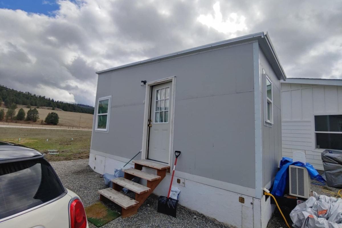 Incredible Tiny Home  8′ x 20′ - Image 1 Thumbnail