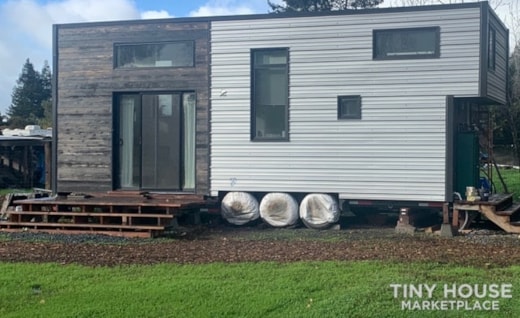 Industrial/Modern Style Tiny Home for sale.  10'x28' plus 90sf loft
