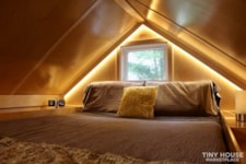 This Lightweight Custom Tiny Home is Beautiful, Spacious and Easy to Pull.  - Image 5 Thumbnail