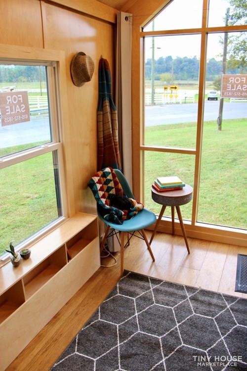 This Lightweight Custom Tiny Home is Beautiful, Spacious and Easy to Pull.  - Slide 21