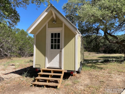 Like new 3 year old 8X16 tiny home