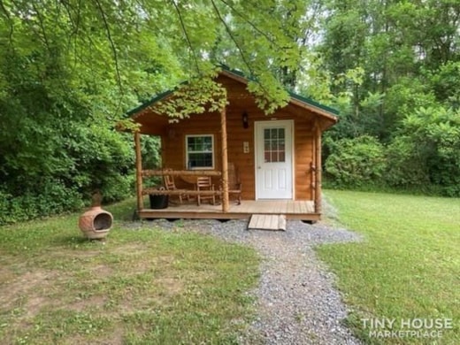 Log Cabin Tiny Home For Sale 34,9K