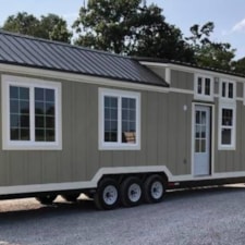 Luxurious 45-Foot Tiny Home on 21K Tri-Axle Gooseneck Trailer - Image 4 Thumbnail