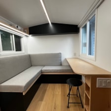Luxury Light Weight Micro Tiny House Home Office - Image 3 Thumbnail