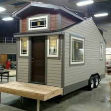 Luxury Living in a Tiny House - Image 6 Thumbnail