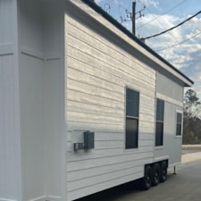 Luxury Modern Tiny House on Wheels - Ready to Live In - Image 3 Thumbnail
