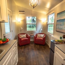 Luxury Tiny House. No Loft. Furnished. Waterfront. Central Florida. 250 sqft - Image 3 Thumbnail