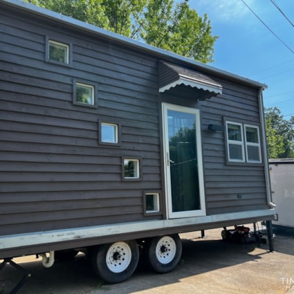 Master Carpenter built, solid tiny home on wheels ready to go! - Image 2 Thumbnail