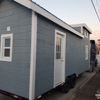 Max 24ft Tiny Home on Wheels  - Image 2 Thumbnail