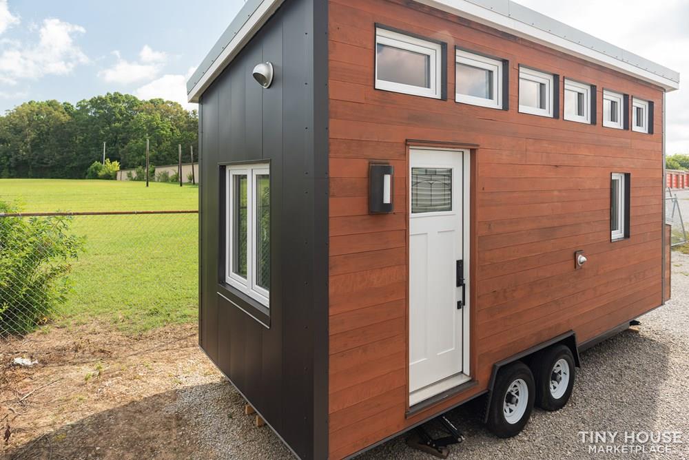 Tiny House for Sale - Modern, airy, and eco-friendly