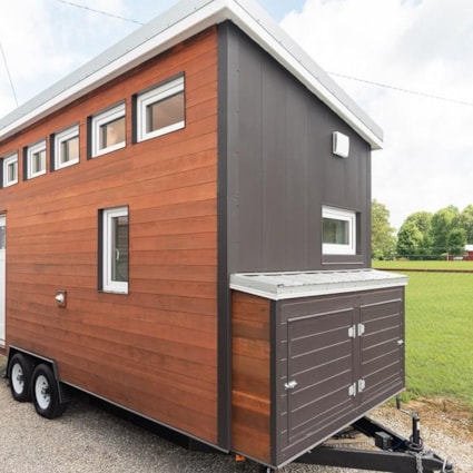 Tiny House for Sale - Modern, airy, and eco-friendly