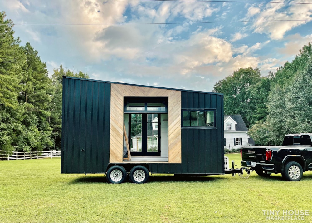 Tiny House For Sale - 2023 Model 22 Ft Modern Luxurious