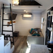 Tiny House with high end finishes - Image 4 Thumbnail