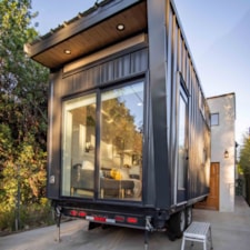 Modern Tiny Home on Wheels Almost NEW 8.5ft x 20ft Los Angeles CA - Image 6 Thumbnail