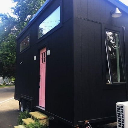 Modern Tiny Home on wheels with 360 views! - Image 2 Thumbnail