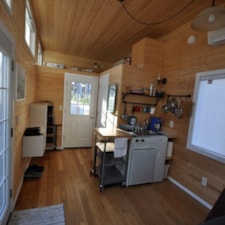 Modern Tiny Home WIth Trailer - Image 4 Thumbnail
