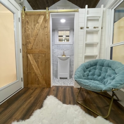 Modern Tiny House or AirBnB - Image 2 Thumbnail
