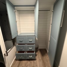Modern Tiny House with modern amenities - Image 6 Thumbnail